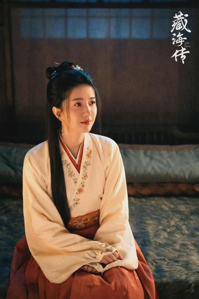 女演员：张婧仪飒爽许龄月温婉最美是她AG真人游戏地址《藏海传》11位美(图15)
