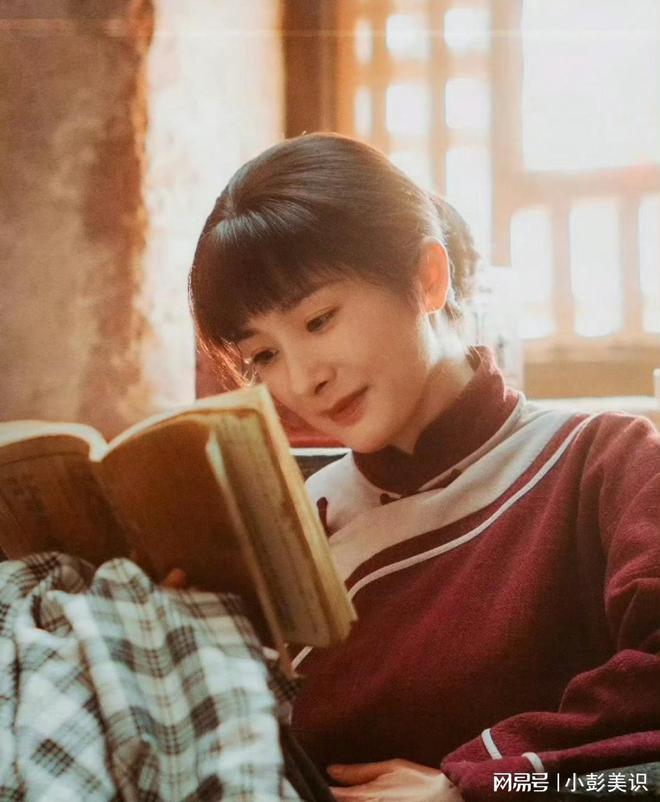 今麦同框看清三人穿搭才懂和少女区别AG真人登录入口这一夜姚晨杨幂赵(图12)
