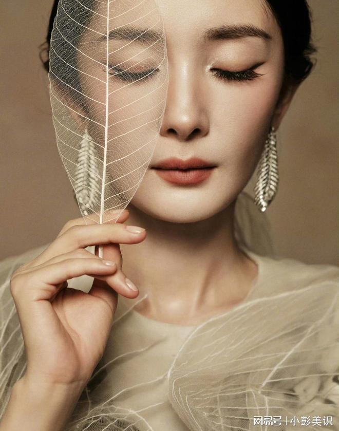 今麦同框看清三人穿搭才懂和少女区别AG真人登录入口这一夜姚晨杨幂赵(图17)