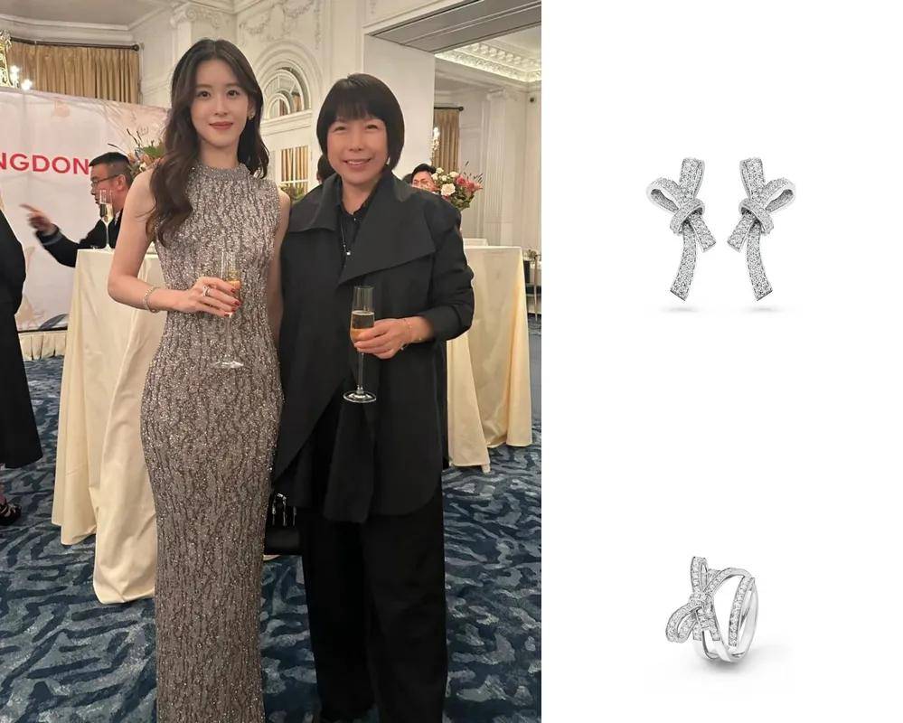 儿耳环也爱穿“中产三宝”！“该省省该花花”AG真人平台app章泽天看展戴80万香奈(图11)