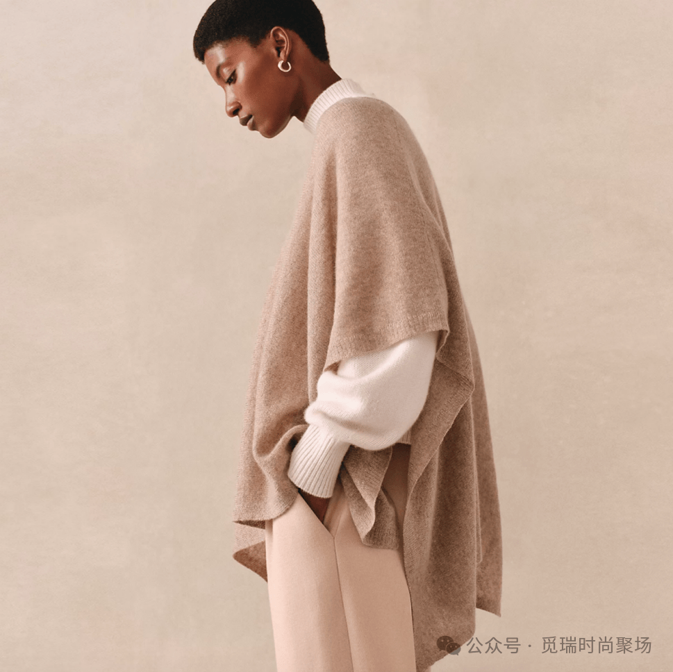!2026穿搭新密码这样穿告别“老气”！AG真人百家乐刷爆 Ins的天后羊绒造型(图6)